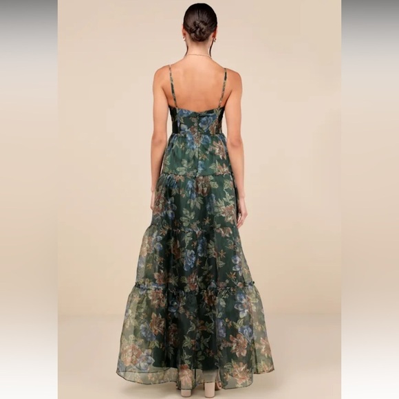 Lulus Exclusive Glamour Green Floral Organza Tiered Maxi Dress size L new - Picture 2 of 8